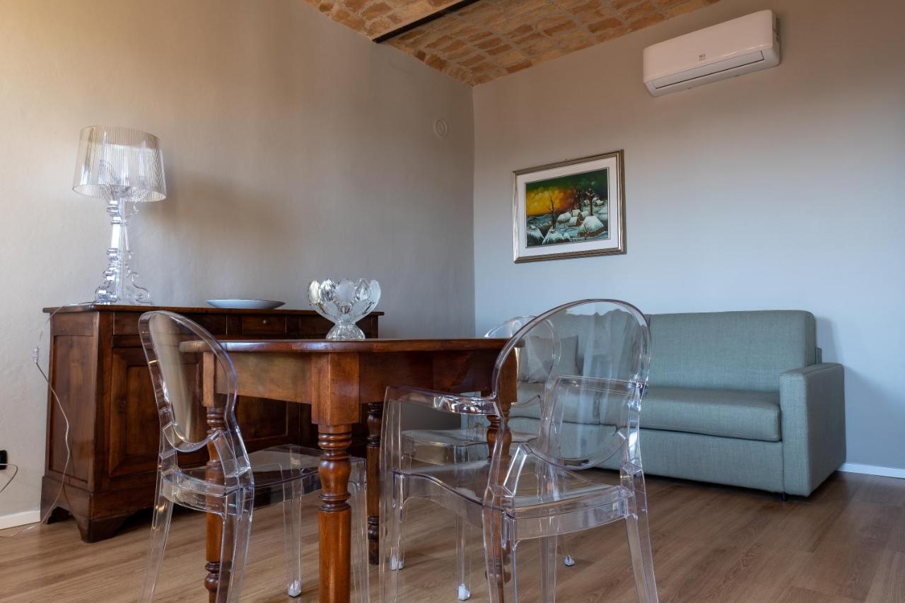 Alla Torre - Nel Cuore Del Borgo Storico Castagnole delle Lanze Extérieur photo