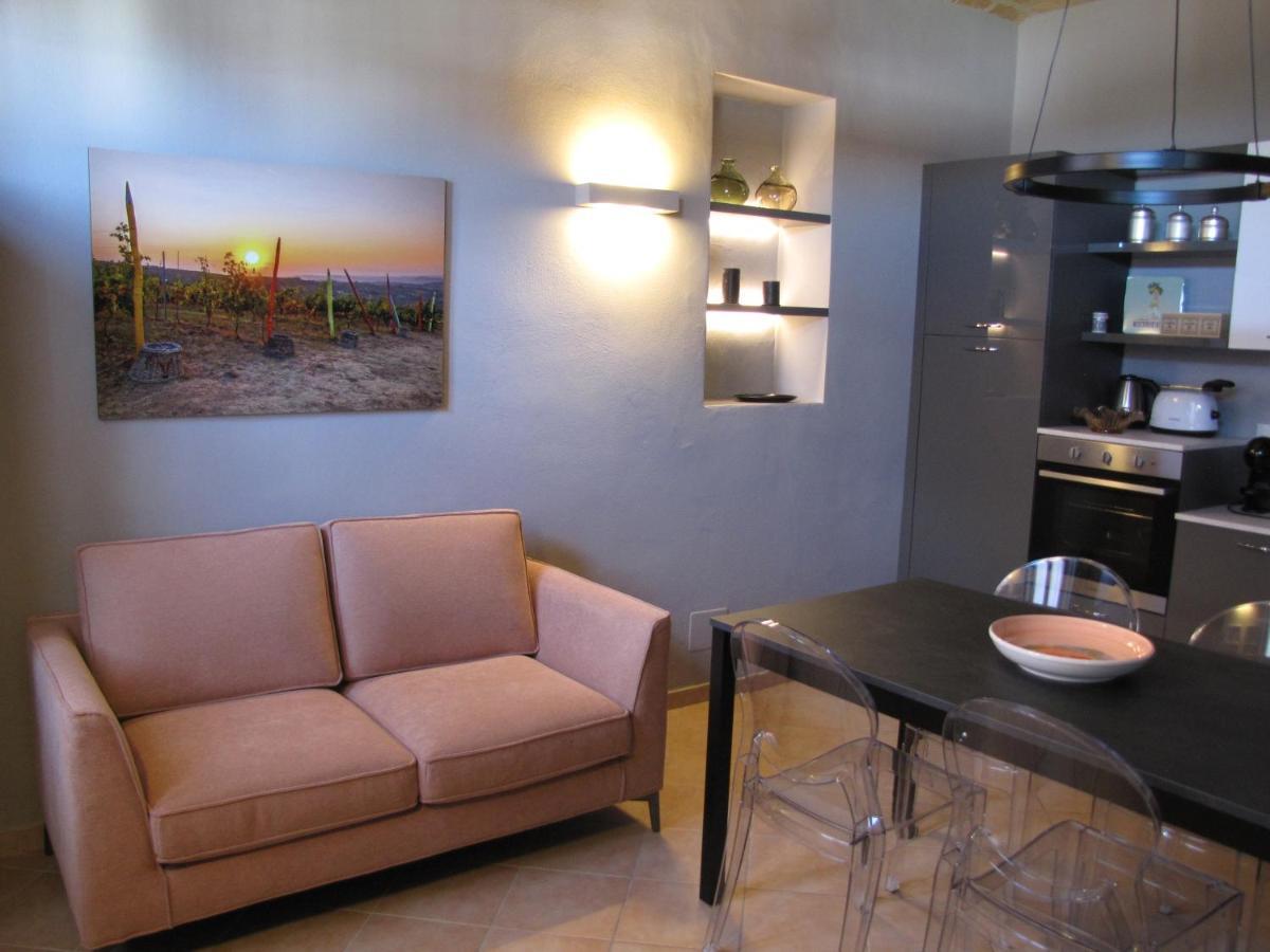 Alla Torre - Nel Cuore Del Borgo Storico Castagnole delle Lanze Extérieur photo