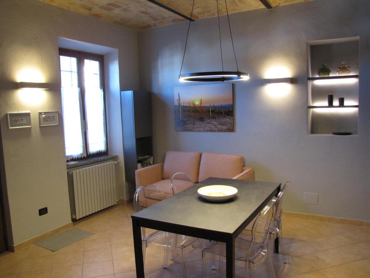 Alla Torre - Nel Cuore Del Borgo Storico Castagnole delle Lanze Extérieur photo